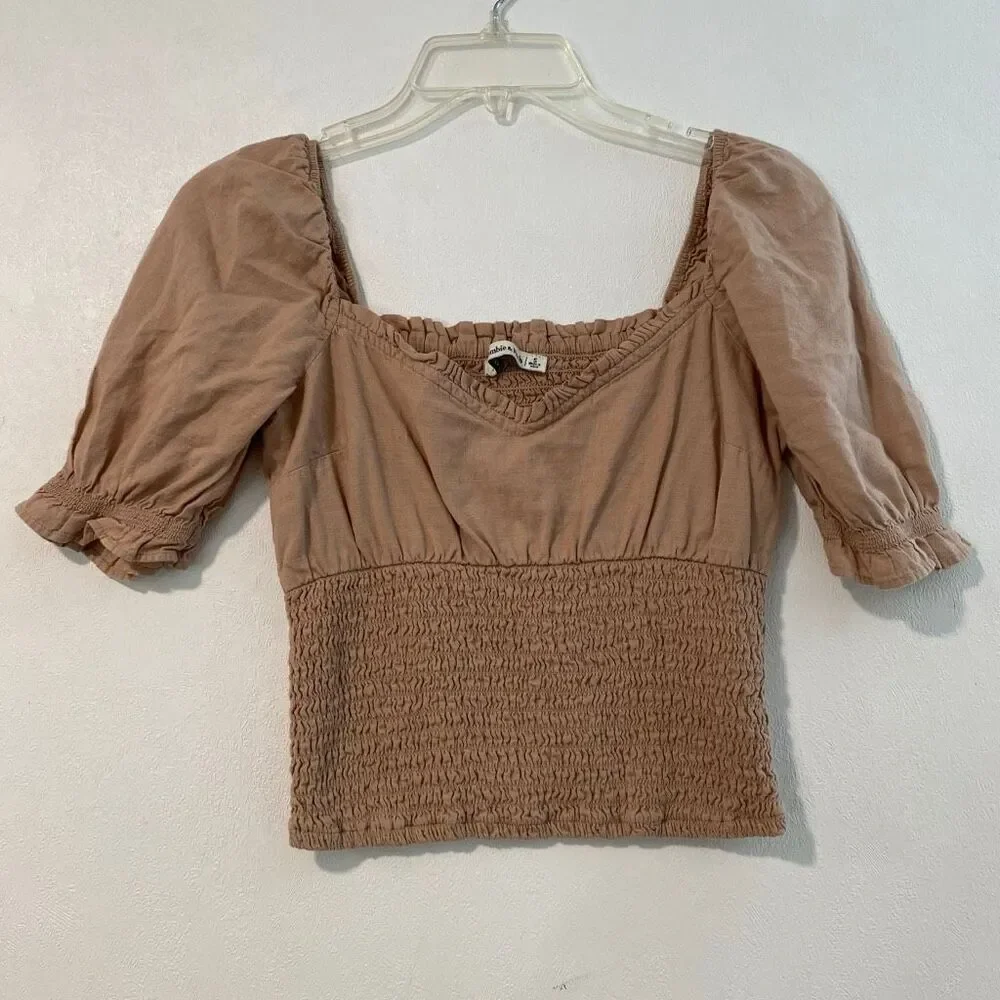 Abercrombie & Fitch Smocked Puff Sleeve Crop Top Beige Size S Cottagecore